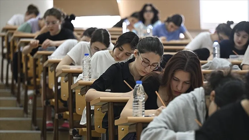YKS’YE GİRECEK ADAYLAR DİKKAT! NİĞDE’DE SINAV GÜNÜ ALINACAK TEDBİRLER AÇIKLANDI
