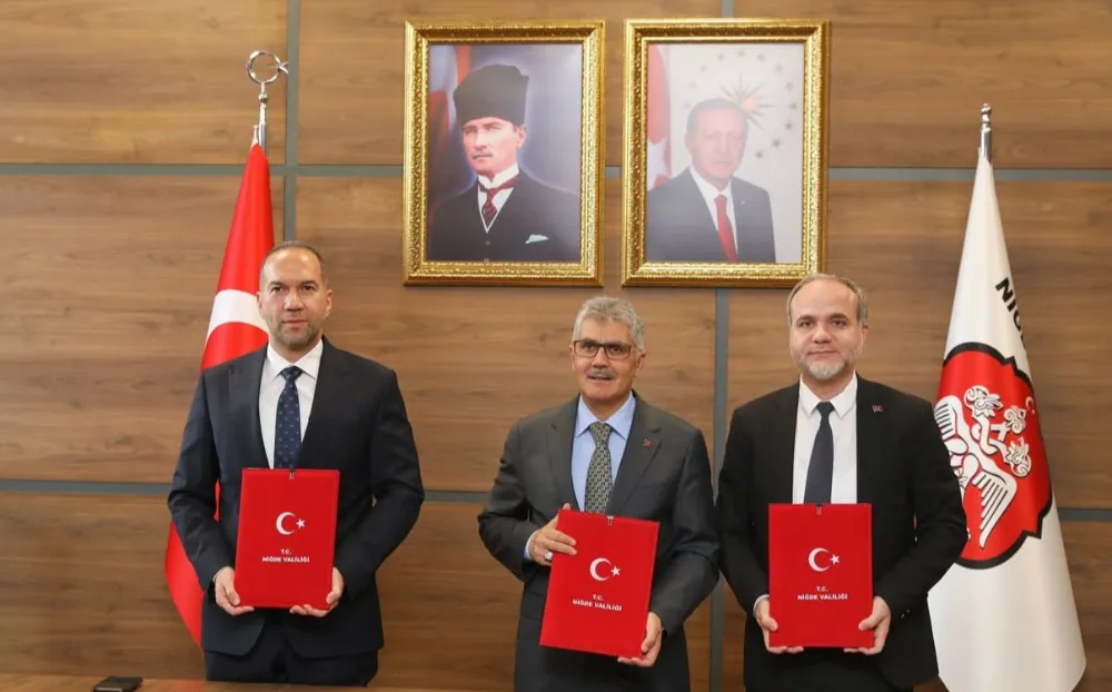 NİĞDE’DE COĞRAFİ VERİ VE AKILLI ŞEHİR TEKNOLOJİLERİ İÇİN İŞ BİRLİĞİ PROTOKOLÜ İMZALANDI