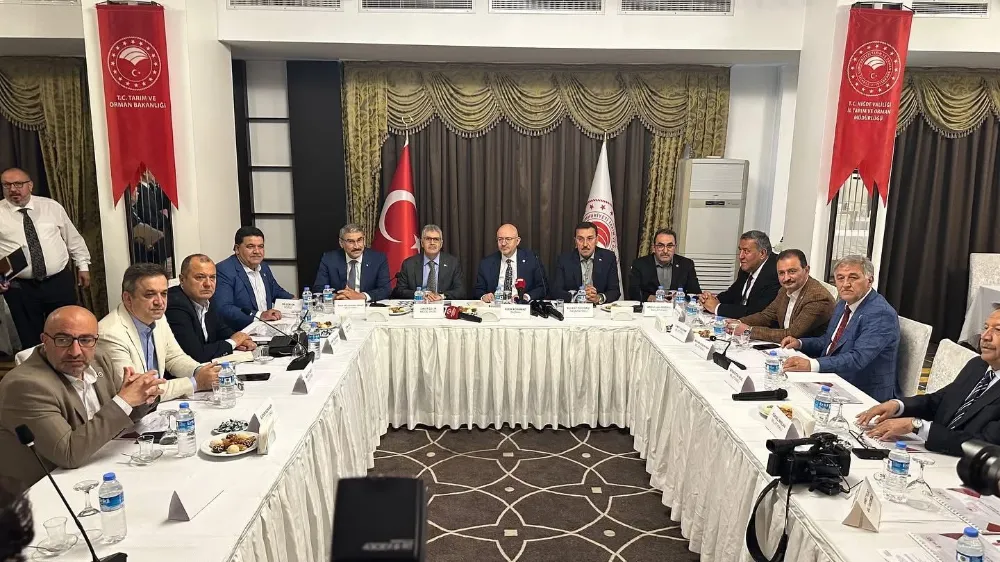 ZİRAİ DONUN ETKİLERİ NİĞDE’DE MASAYA YATIRILDI