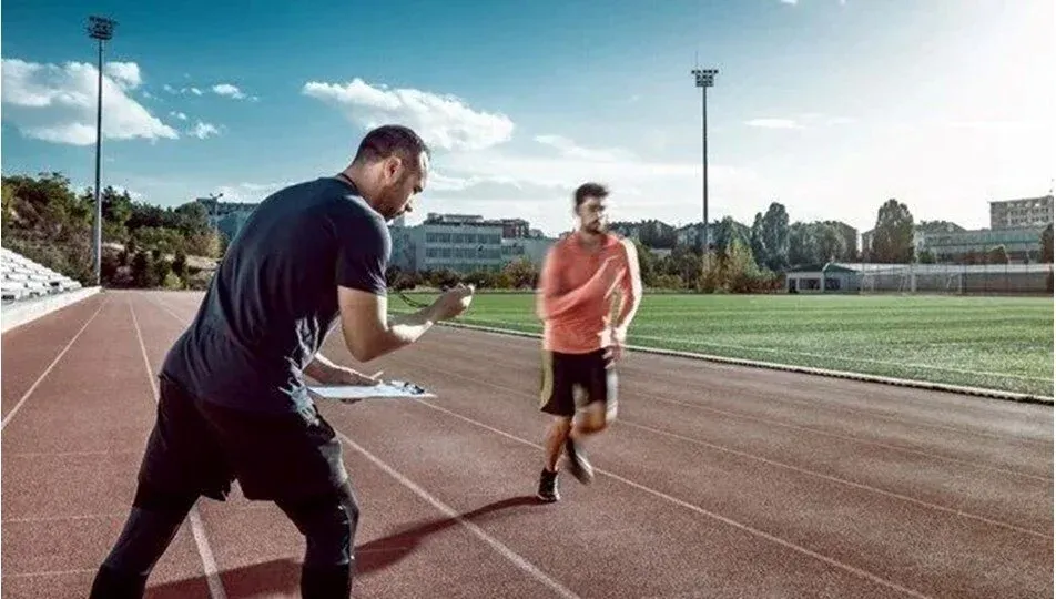 ALKIŞLAR BU KEZ ONLARA SPORUN SESSİZ EMEKÇİLERİ
