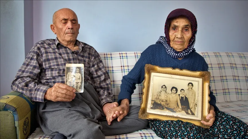 Görme yetisini kaybeden 77 yıllık eşine 