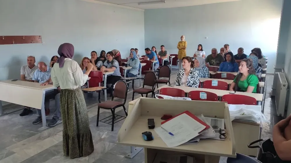 NİĞDE’DE ÖĞRENCİLERE BAĞIMLILIKLA MÜCADELE EĞİTİMİ