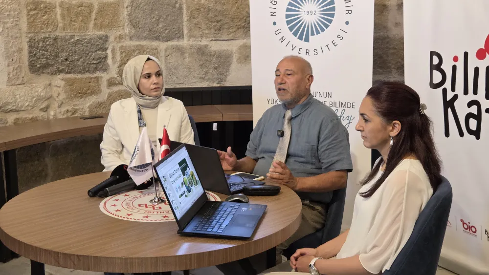 NÖHÜ, BİLİM KAFE İLE TARIMIN GELECEĞİNİ ANLATTI