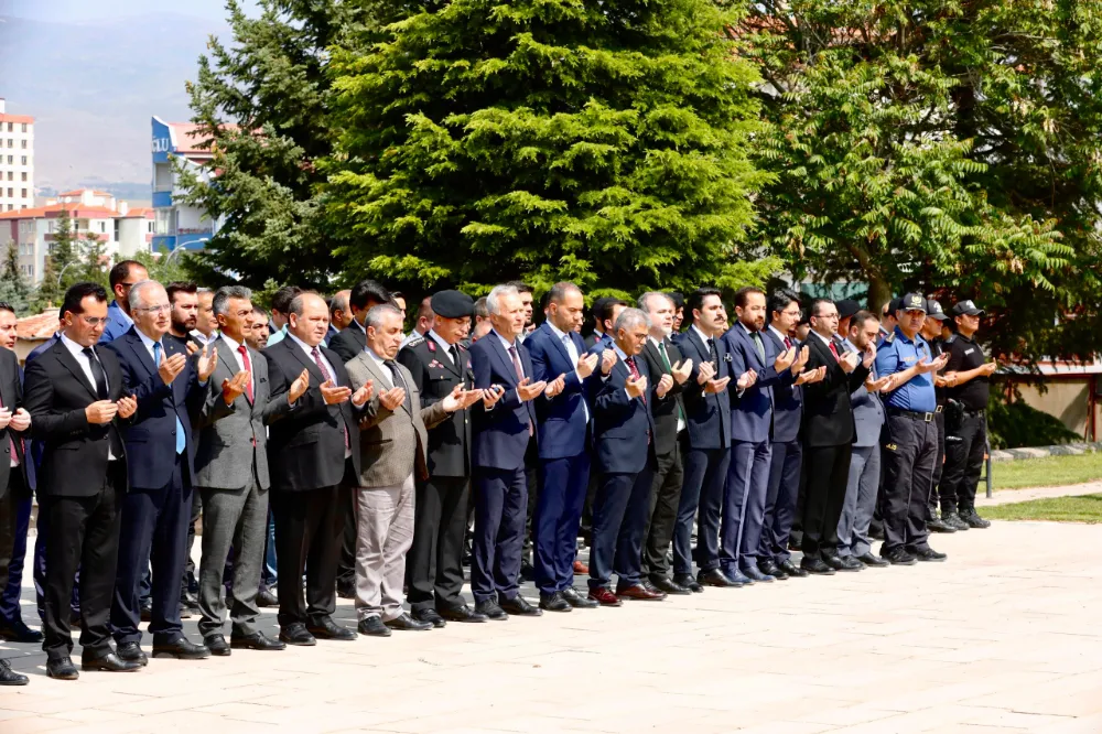 NİĞDE’DE KURBAN ARİFESİNDE ŞEHİTLER UNUTULMADI