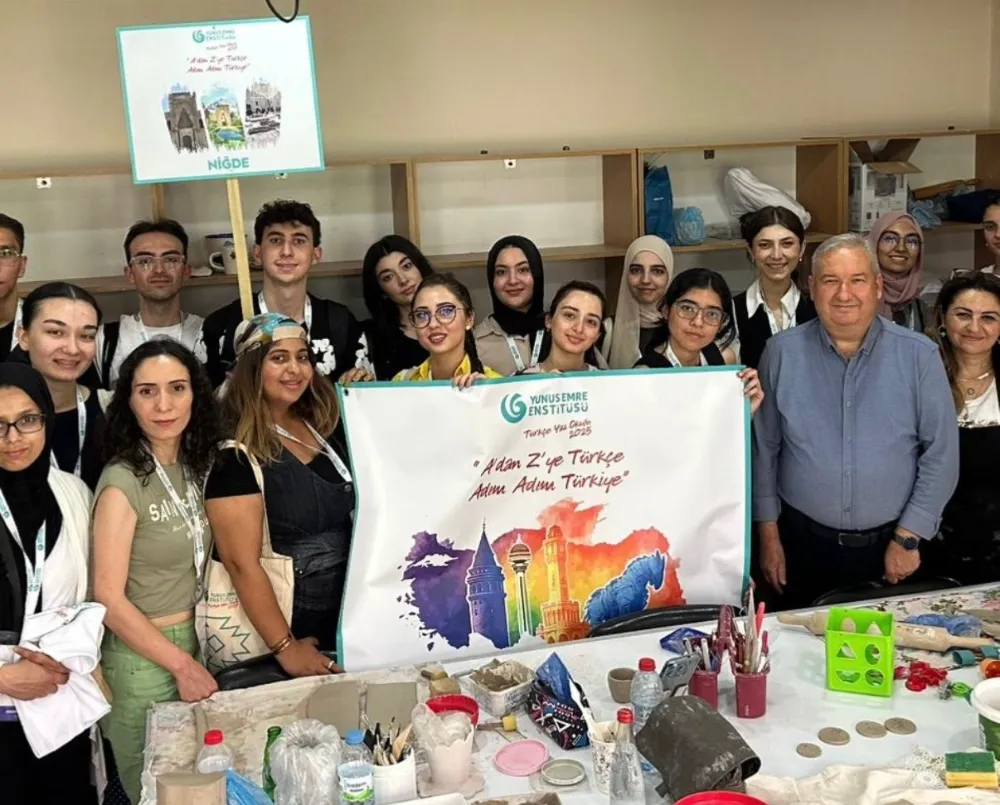 NİĞDE HALK EĞİTİMİ MERKEZİ’NDE SANATLA ŞEKİLLENEN BULUŞMA