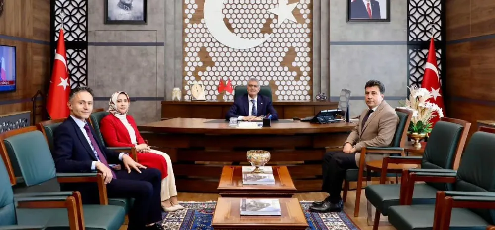 YENİ EĞİTİM YÖNETİMİNDEN VALİ ÇELİK’E ZİYARET
