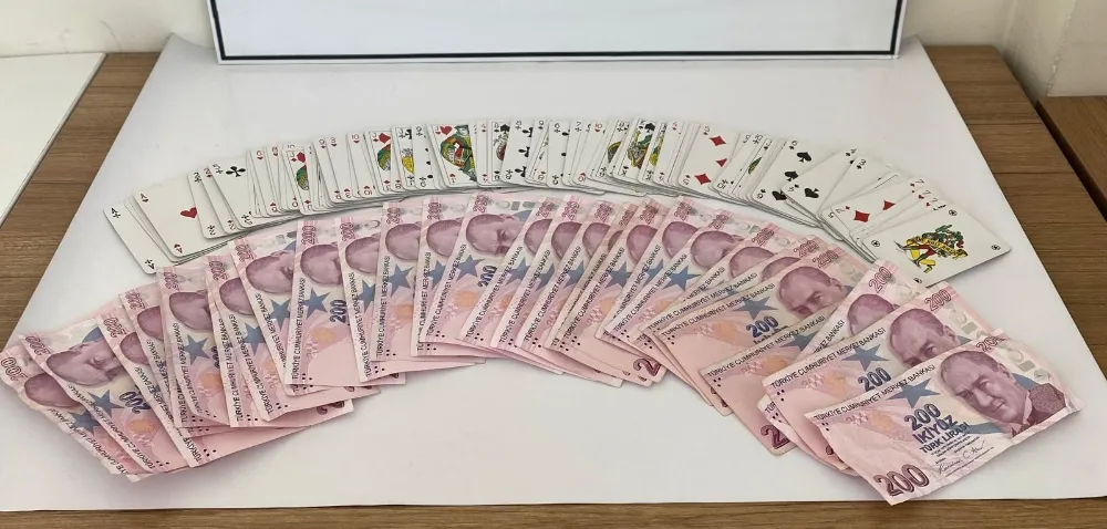 NİĞDE’DE KUMAR MASASI BOZULDU 1 GÖZALTI, 36 BİN TL CEZA