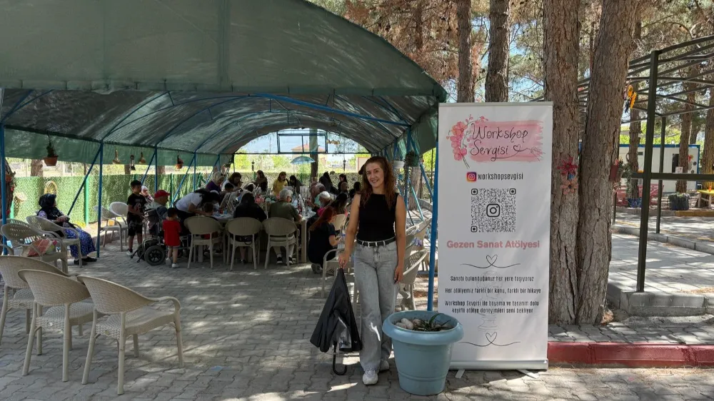 NİĞDE’DE GÖNÜLLÜLERDEN YAŞLILAR VE ÇOCUKLARA SANAT DOLU BİR SOSYAL SORUMLULUK PROJESİ