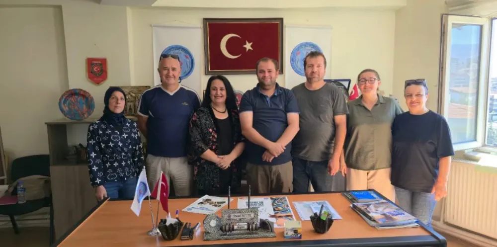 NİĞDE SAĞIRLAR SPOR KULÜBÜ’NDEN “SANATIN SESİNİ DUYUYOR, SANATLA KONUŞUYORUZ” PROJESİNE DESTEK ZİYARETİ