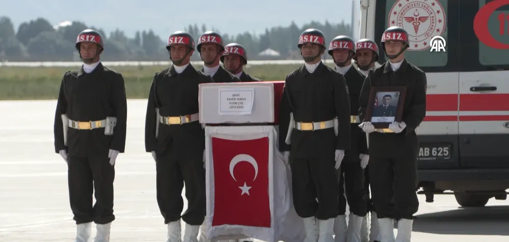 PENÇE-KİLİT HAREKATI BÖLGESİNDE ŞEHİT OLAN ASKERLER İÇİN HAKKARİ