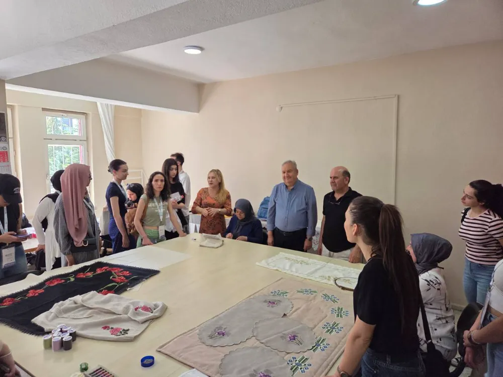 NİĞDE HALK EĞİTİMİ MERKEZİ, YUNUS EMRE ENSTİTÜSÜ HEYETİNİ AĞIRLADI
