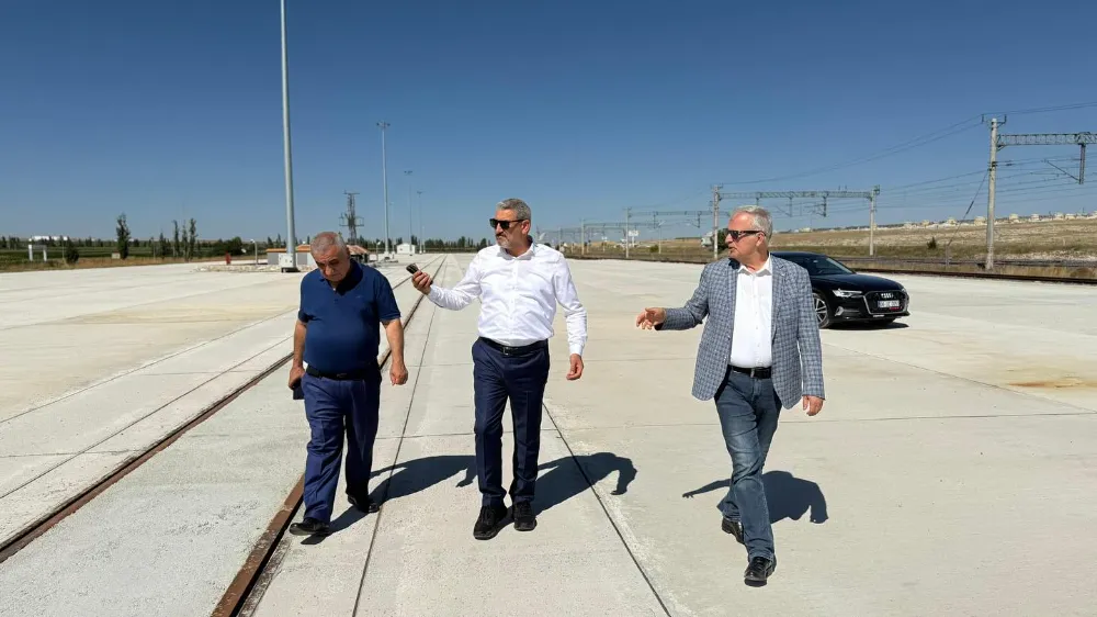 UZKURT: ANDAVAL YÜKLEME MERKEZİNE SAYILI GÜNLER KALDI