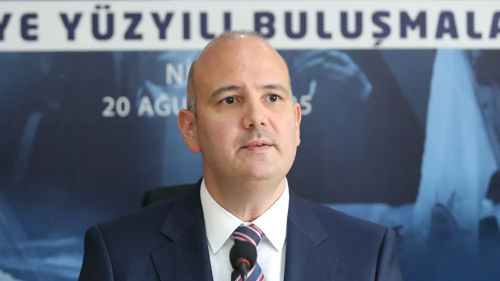 İLERİ,”EMSALİ GÖRÜLMEMİŞ BİR BAŞARIDIR BU”