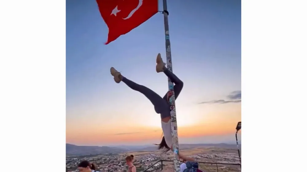 NEVŞEHİR’DE TÜRK BAYRAĞI DİREĞİNDE YAPILAN UYGUNSUZ HAREKETLERE SORUŞTURMA