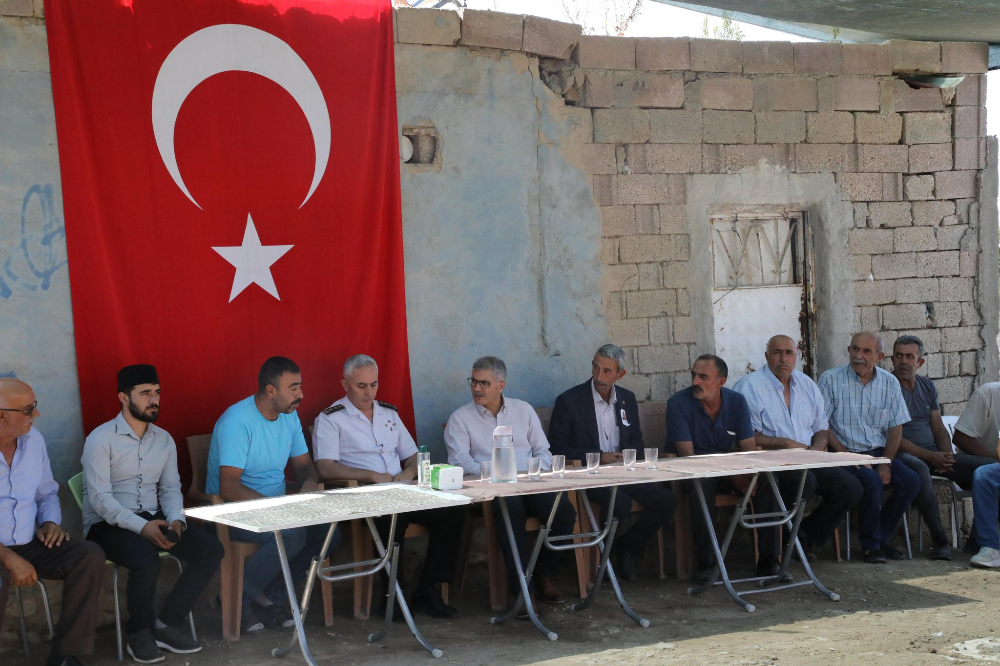 VALİ ÇELİK’TEN KIBRIS GAZİSİNİN AİLESİNE TAZİYE ZİYARETİ