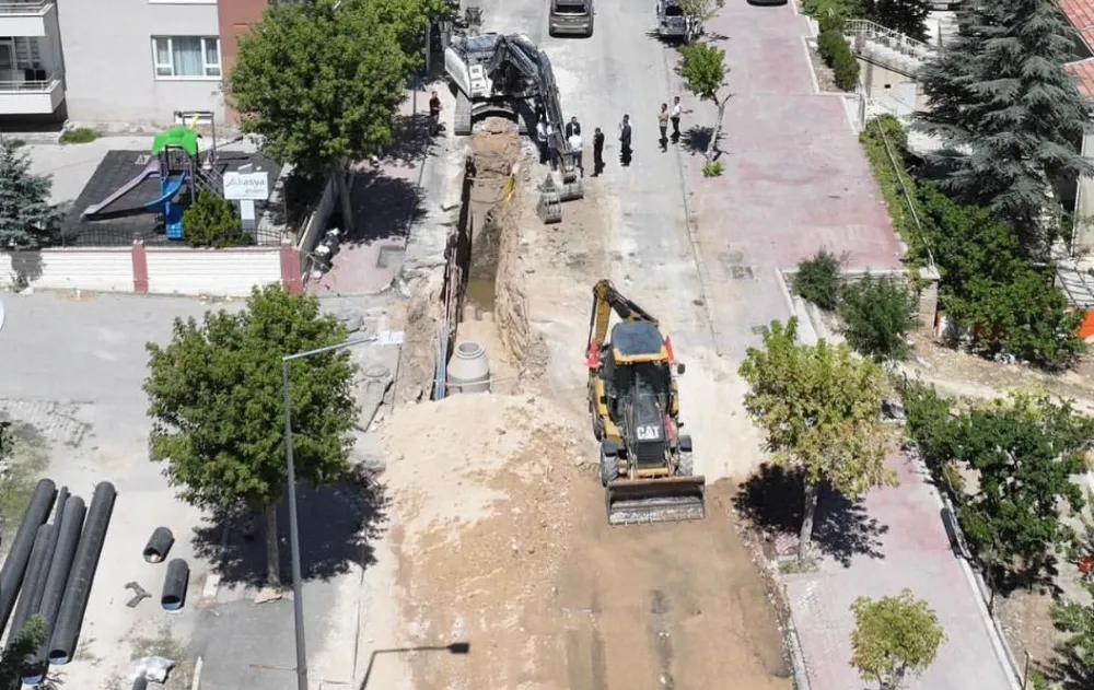 NİĞDE’DE ALTYAPI ÇALIŞMALARI SÜRÜYOR