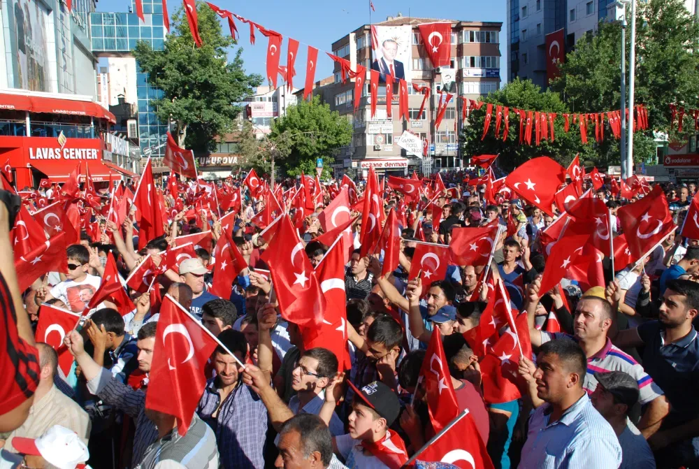 ZAFER BAYRAMI’NDA NİĞDE’DE GÜN BOYU ETKİNLİKLER