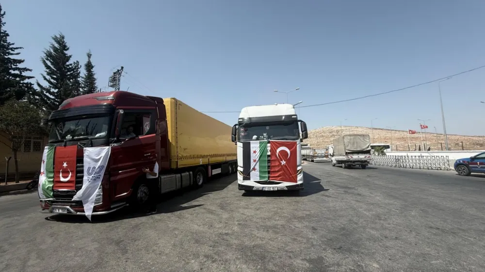 13 YIL SONRA SURİYE İLE KESİNTİSİZ KARAYOLU TAŞIMACILIĞI YENİDEN BAŞLADI