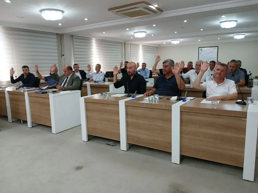 NİĞDE İL GENEL MECLİSİ’NDE YERLEŞİM ALANI GÜNCELLEMESİ VE KİRALAMA KONUSU KOMİSYONLARA SEVK EDİLDİ