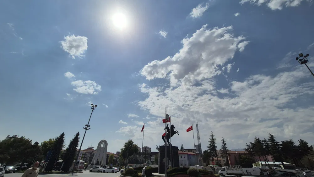 NİĞDE’DE YAZ KENDİNİ UNUTTURMUYOR