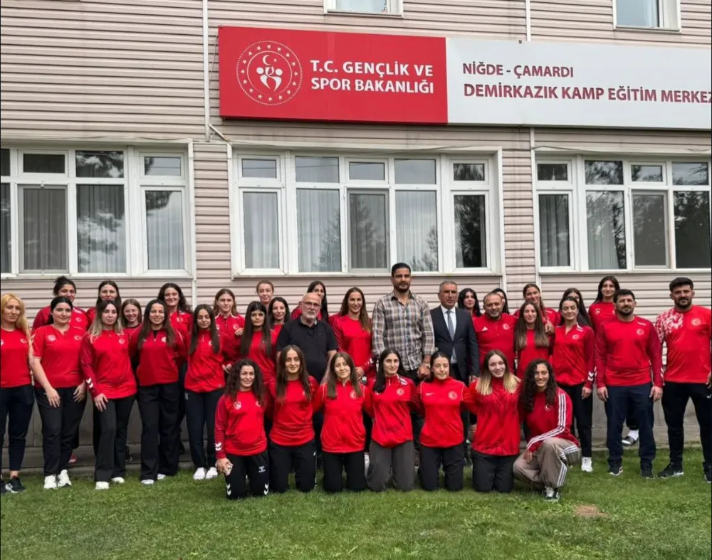 OLİMPİYAT ŞAMPİYONU TAHA AKGÜL, ÇAMARDI’DA AĞIRLANDI