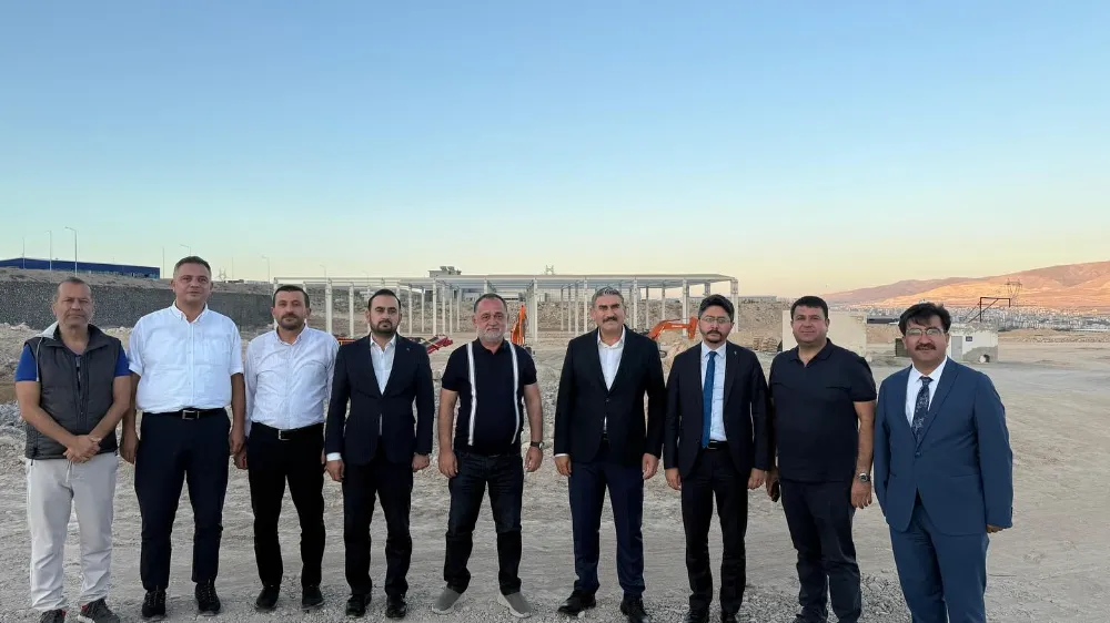 UZKURT: DAHA GÜÇLÜ BİR NİĞDE İÇİN EL BİRLİĞİYLE ÇALIŞACAĞIZ