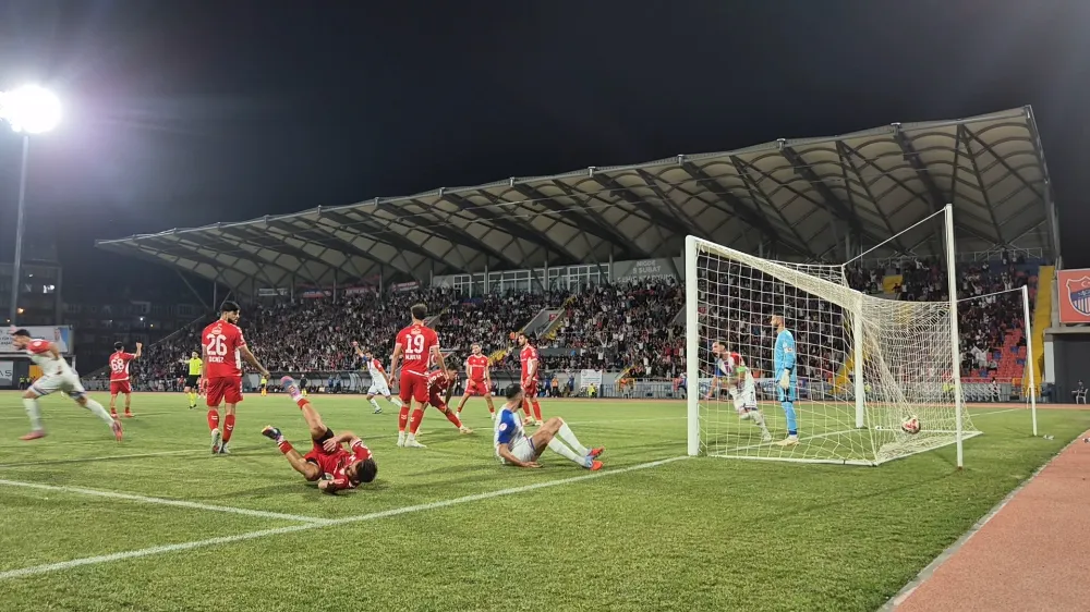 NİĞDE BELEDİYESPOR FARKI 2’YE ÇIKARDI: İŞTE GOL ANI (VİDEO HABER)