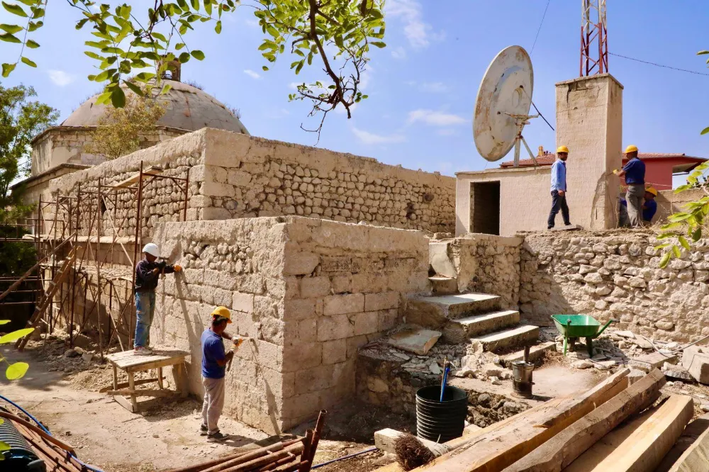 NİĞDE’DE TARİHİ ESERLERE RESTORASYON ÇALIŞMALARI SÜRÜYOR