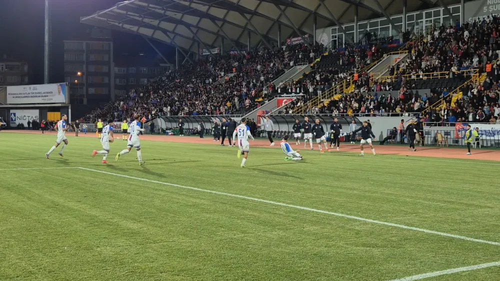 NİĞDE BELEDİYESPOR VE KİLİS FK PUANLARI PAYLAŞTI: 1-1