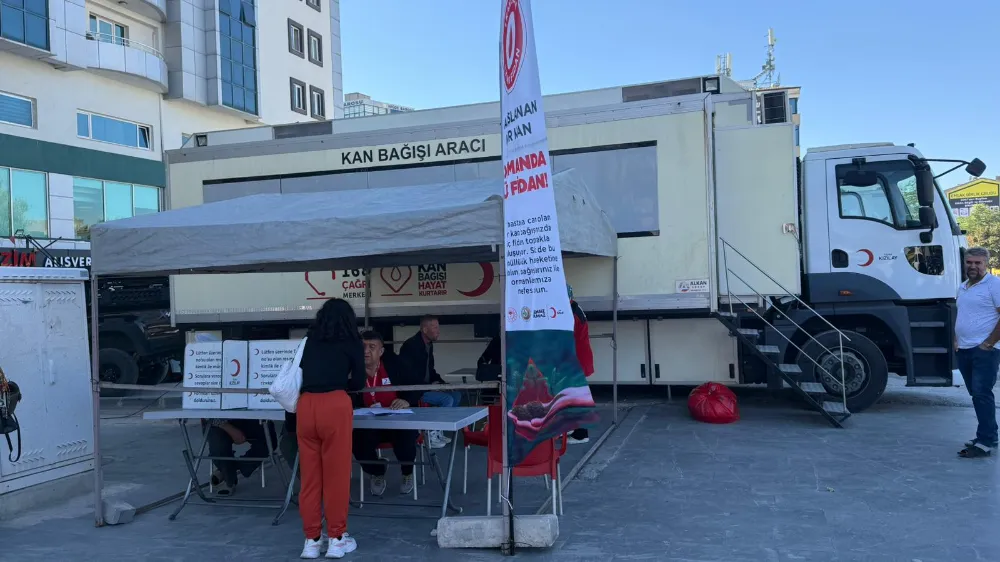 KIZILAY’IN KAN BAĞIŞ ARACI NİĞDE’DE