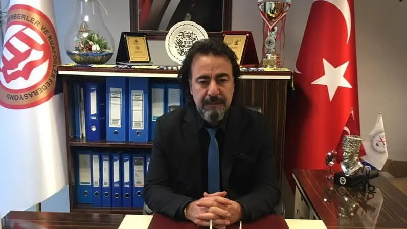 NİĞDE BERBERLER VE KUAFÖRLER ODASI’NDAN ÖĞRENCİLERE ÜCRETSİZ SAÇ KESİMİ KAMPANYASI