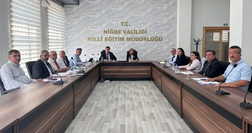 NİĞDE’DE EĞİTİM YÖNETİCİLERİ KOORDİNASYON TOPLANTISI YAPILDI