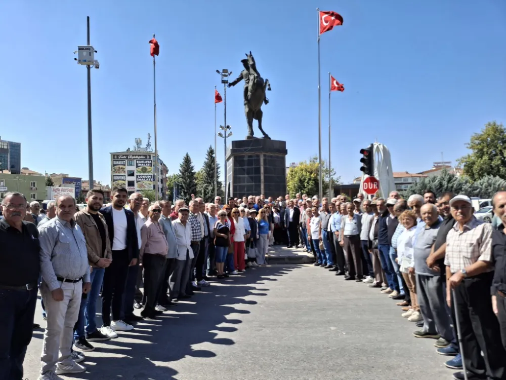 CHP’NİN 102. KURULUŞ YILDÖNÜMÜ NİĞDE’DE KUTLANDI