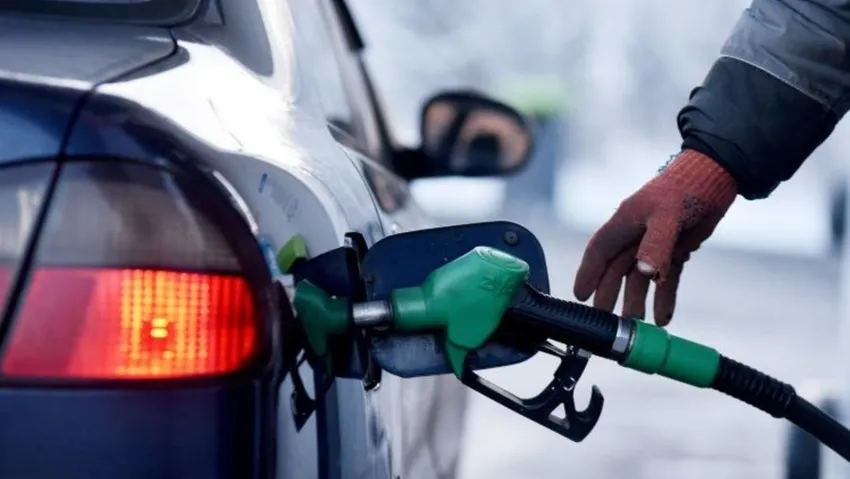 Benzine bir indirim daha geliyor: 23 liranın altına düşecek